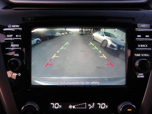 Used 2017 Nissan Murano SV AWD/4WD image 9