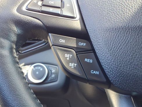 Used 2019 Ford Escape Titanium FWD image 29