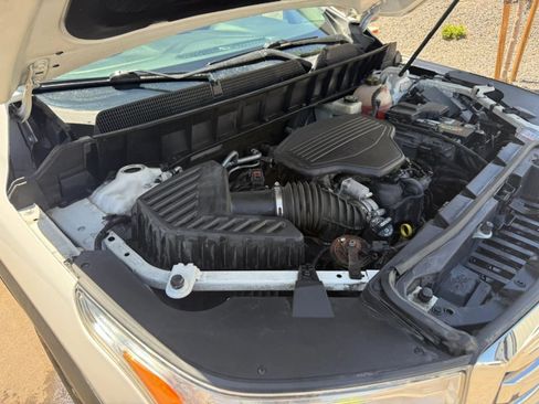 Used 2018 GMC Acadia SLT AWD/4WD image 93