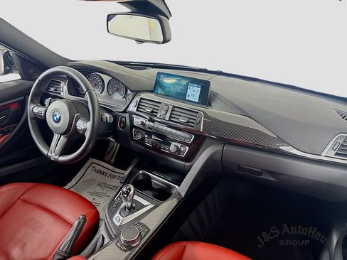 Used 2018 BMW M3 image 30