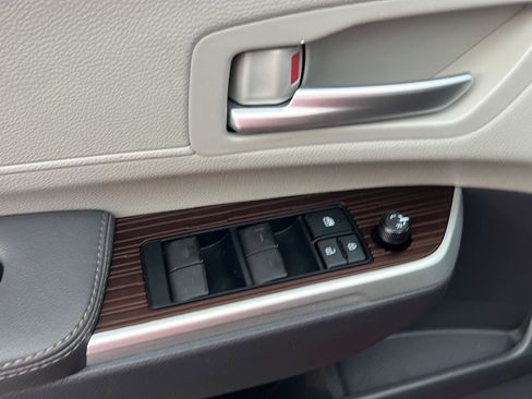 Certified 2022 Toyota Sienna XLE w/ XLE Plus Package image 18