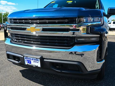 Used 2019 Chevrolet Silverado 1500 LT w/ All-Star Edition AWD/4WD image 11
