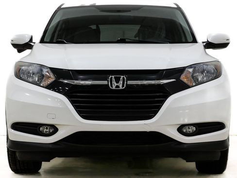 Used 2016 Honda HR-V EX image 2