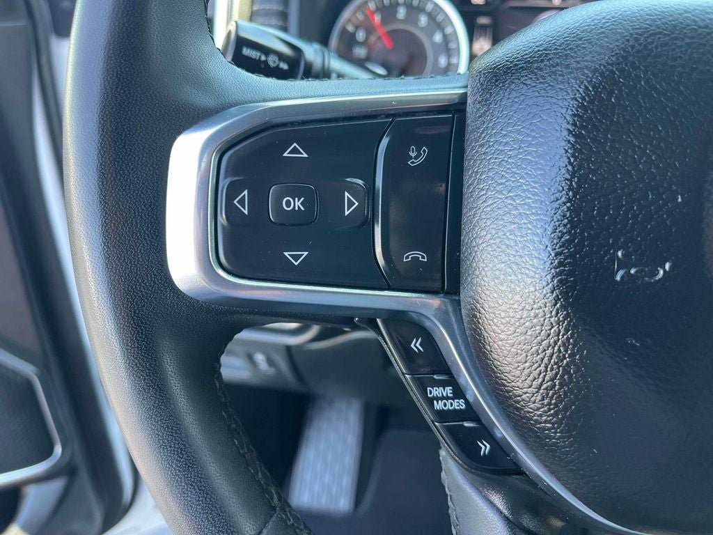 Used 2025 RAM 1500 Laramie AWD/4WD image 30