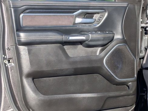 Used 2024 RAM 1500 Laramie image 13