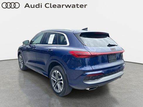 Certified 2025 Audi Q5 Premium w/ Convenience Package AWD/4WD image 3