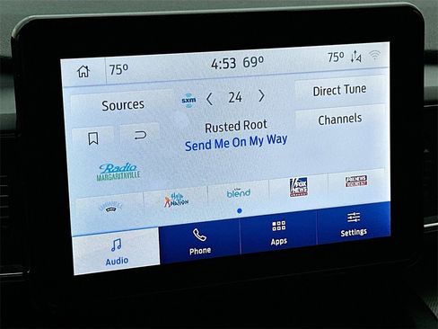 Used 2020 Ford Explorer XLT w/ Equipment Group 202A image 14