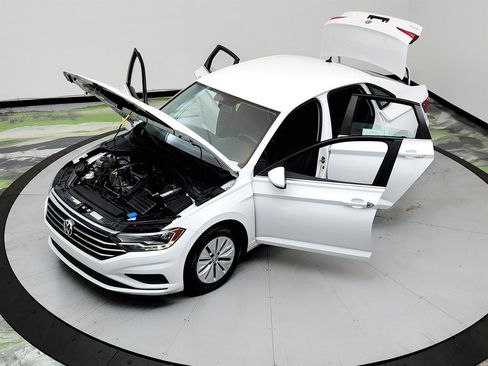 Used 2019 Volkswagen Jetta S image 35