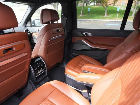 New 2027 BMW X7 xDrive40i w/ M Sport Package AWD/4WD image 14