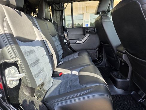 Used 2014 Jeep Wrangler Unlimited Sport w/ Quick Order Package 24S image 24