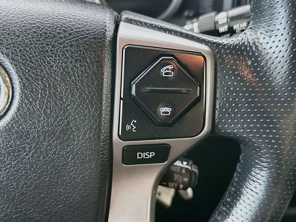 Used 2019 Toyota 4Runner SR5 AWD/4WD image 24