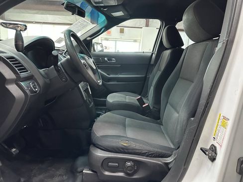 Used 2014 Ford Explorer 4WD Police Interceptor image 11