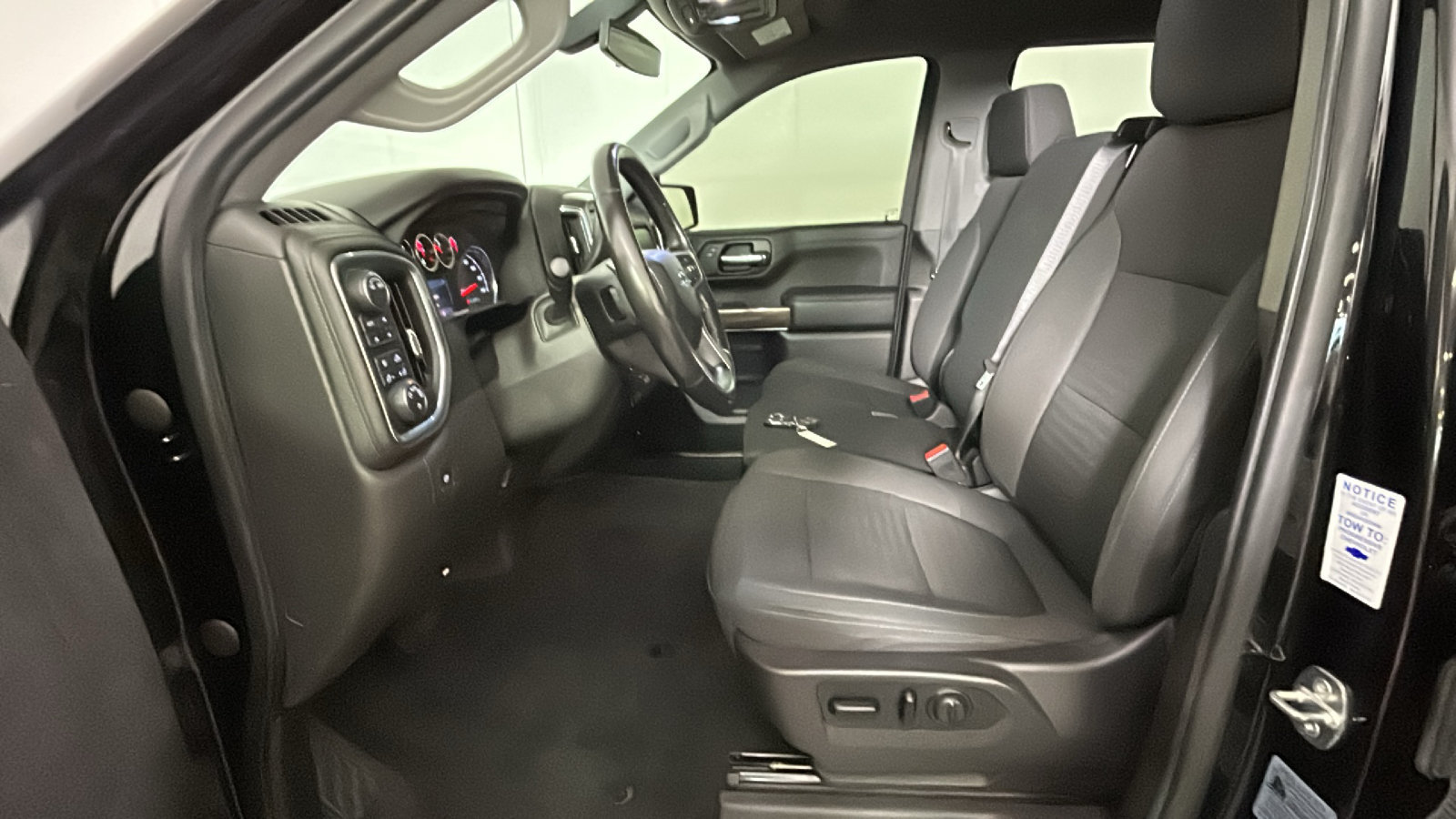 Used 2021 Chevrolet Silverado 1500 RST w/ Max Trailering Package AWD/4WD image 14