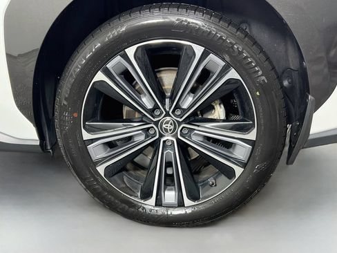 Used 2023 Toyota bZ4X AWD w/ Weather Package image 36
