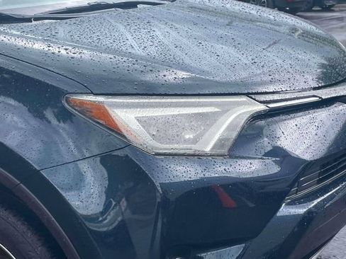 Used 2017 Toyota RAV4 Limited w/ Carpet Mat Package AWD/4WD image 11