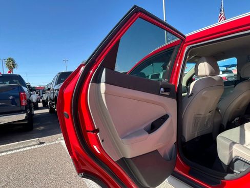 Used 2018 Hyundai Tucson SEL AWD/4WD image 15