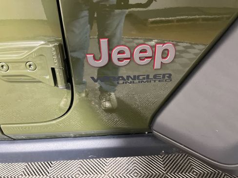 Used 2021 Jeep Wrangler Unlimited Rubicon image 11