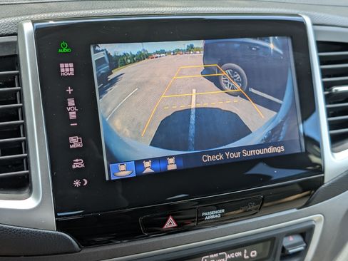 Used 2016 Honda Pilot EX image 27
