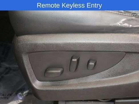 Used 2017 Chevrolet Silverado 1500 LTZ Z71 w/ LTZ Plus Package image 13