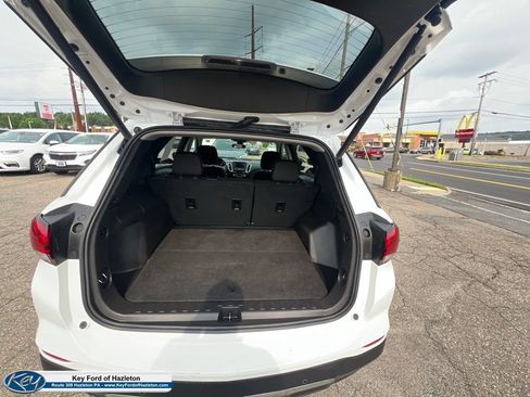 Used 2024 Chevrolet Equinox LT AWD/4WD image 30