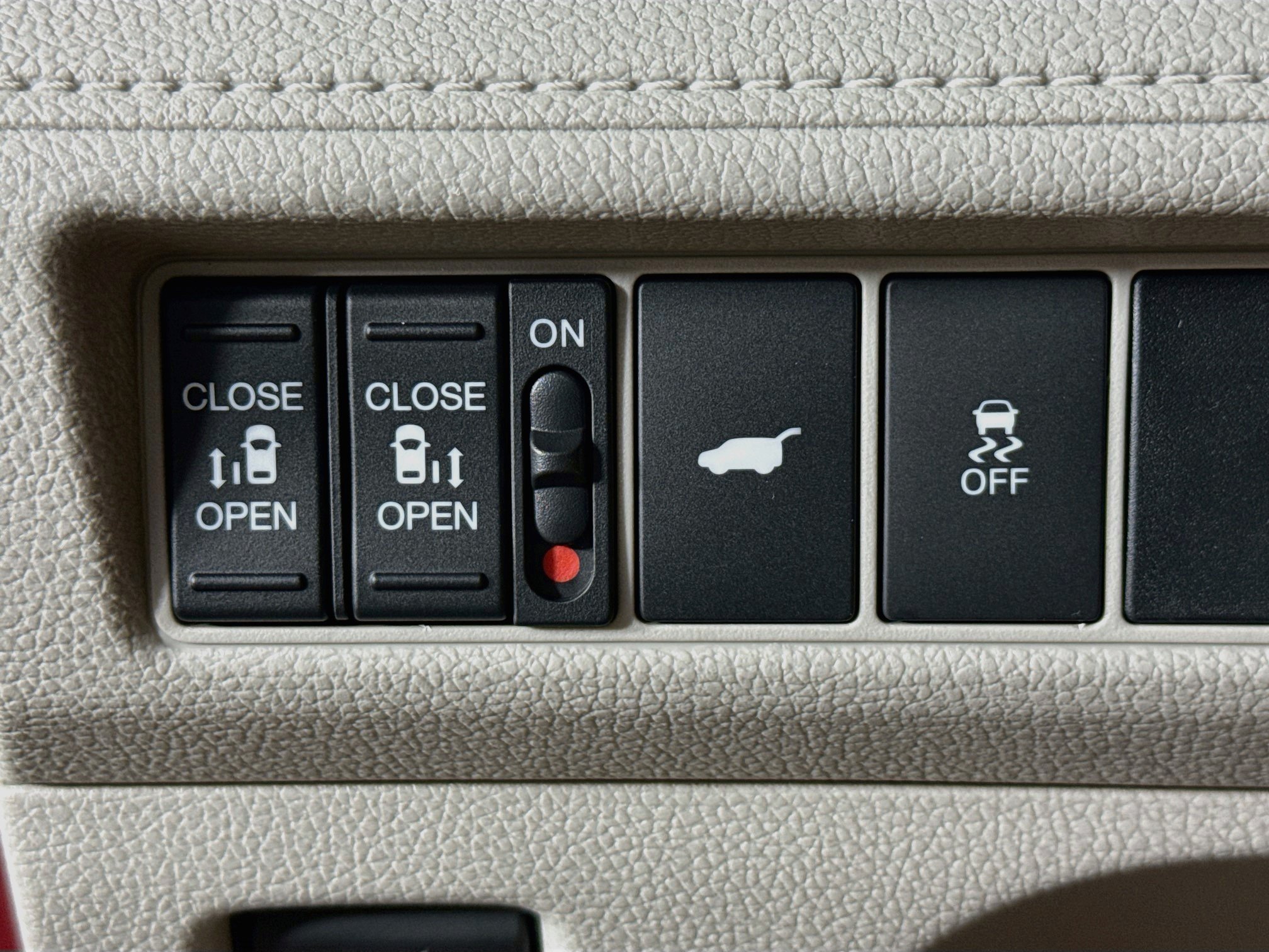 New 2027 Honda Odyssey EX-L image 9