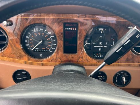 Used 1993 Rolls-Royce Silver Spur image 19