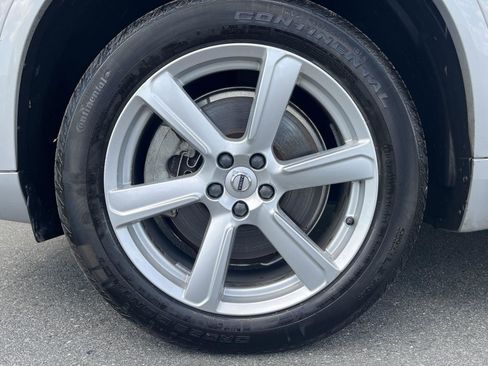 Used 2023 Volvo XC90 B5 Core image 34