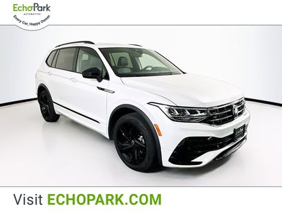 Used 2024 Volkswagen Tiguan SE R-Line