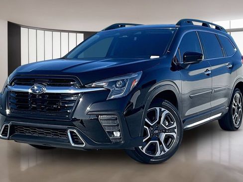 Used 2024 Subaru Ascent Touring AWD/4WD image 1