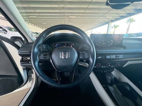 Used 2023 Honda Accord EX-L image 13