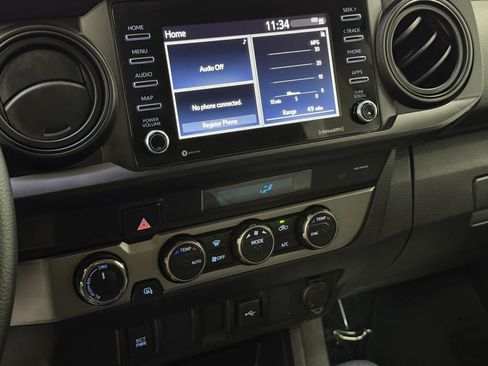 Used 2021 Toyota Tacoma SR AWD/4WD image 29