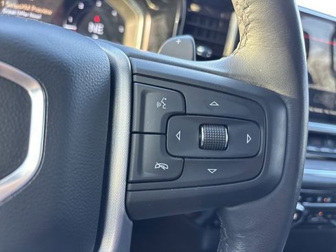 Used 2022 GMC Sierra 1500 SLT image 32