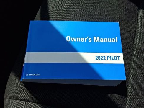 Used 2022 Honda Pilot Sport image 26