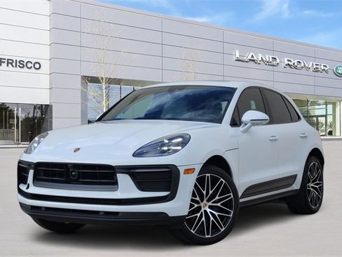 Used 2024 Porsche Macan w/ Premium Plus Package image 1