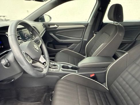 Certified 2024 Volkswagen Jetta Sport FWD image 19