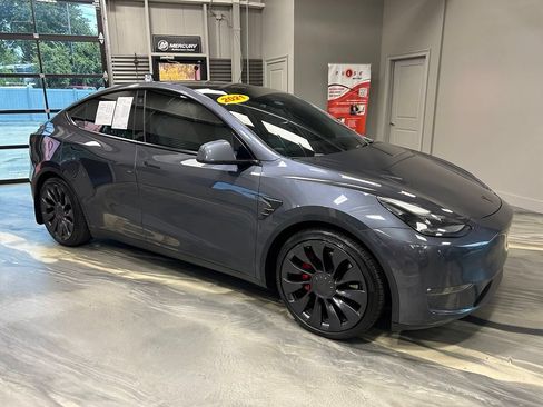 Used 2021 Tesla Model Y Performance AWD/4WD image 26