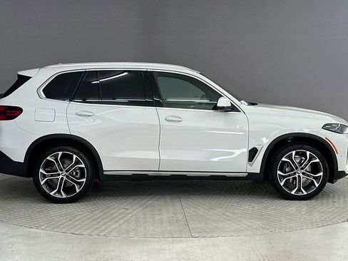Used 2026 BMW X5 sDrive40i w/ Parking Assistance Package RWD image 8