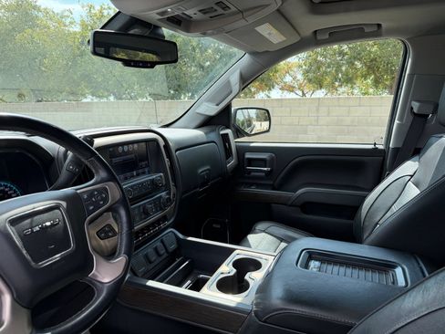 Used 2018 GMC Sierra 1500 Denali AWD/4WD image 11