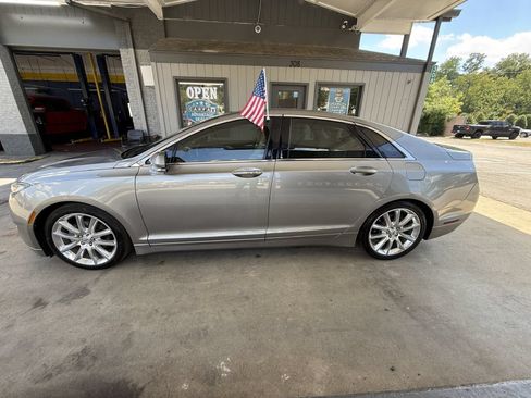 Used 2015 Lincoln MKZ Hybrid w/ Equipment Group 202A Reserve FWD image 8