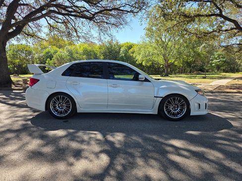 Used 2011 Subaru Impreza WRX STI image 3