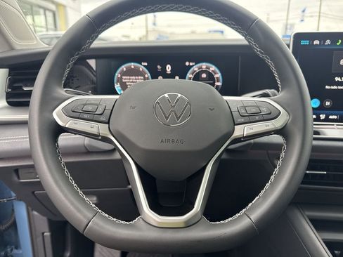 New 2026 Volkswagen Tiguan SE AWD/4WD image 18