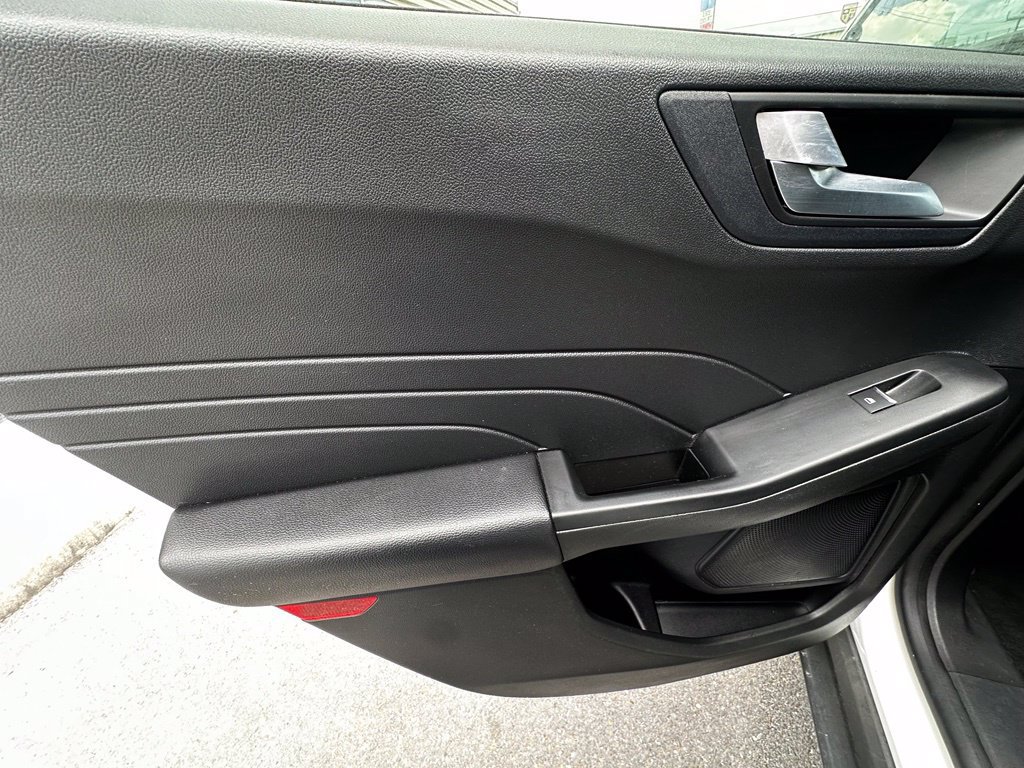 Used 2023 Ford Escape ST-Line w/ Tech Pack #1 FWD image 23