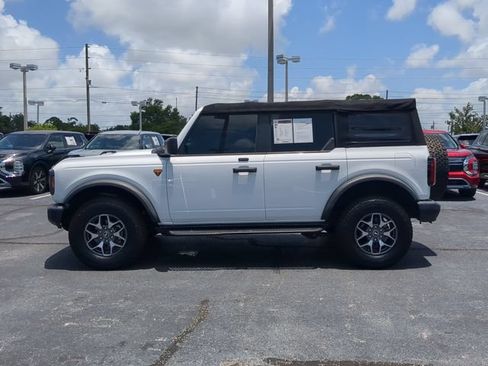 Used 2022 Ford Bronco Badlands AWD/4WD image 9