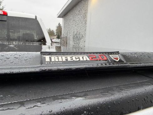 Used 2018 GMC Sierra 1500 SLT image 12