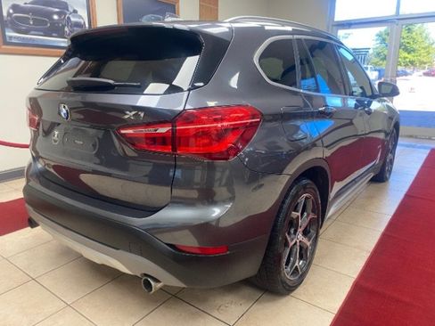 Used 2017 BMW X1 xDrive28i AWD/4WD image 5