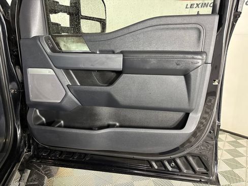Used 2024 Ford F350 Lariat w/ Black Appearance Package AWD/4WD image 35