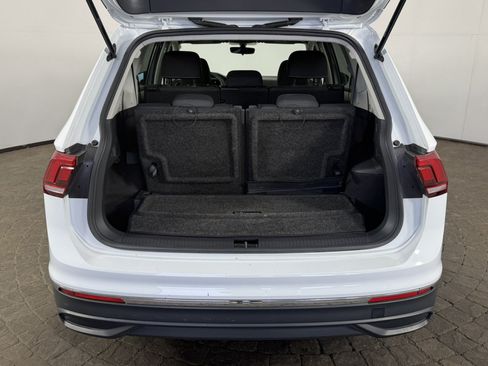 Used 2023 Volkswagen Tiguan S FWD image 6