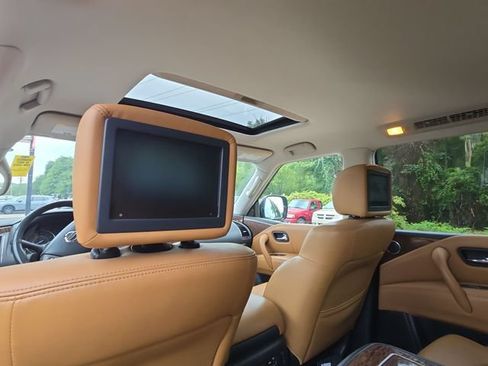 Certified 2018 Nissan Armada Platinum w/ Captain Seat Package AWD/4WD image 16