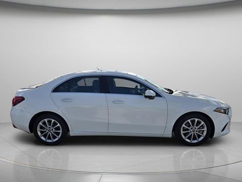 Used 2019 Mercedes-Benz A 220 image 4