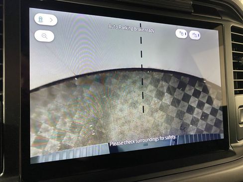 Used 2025 Ford F150 XLT w/ Equipment Group 302A MID image 28